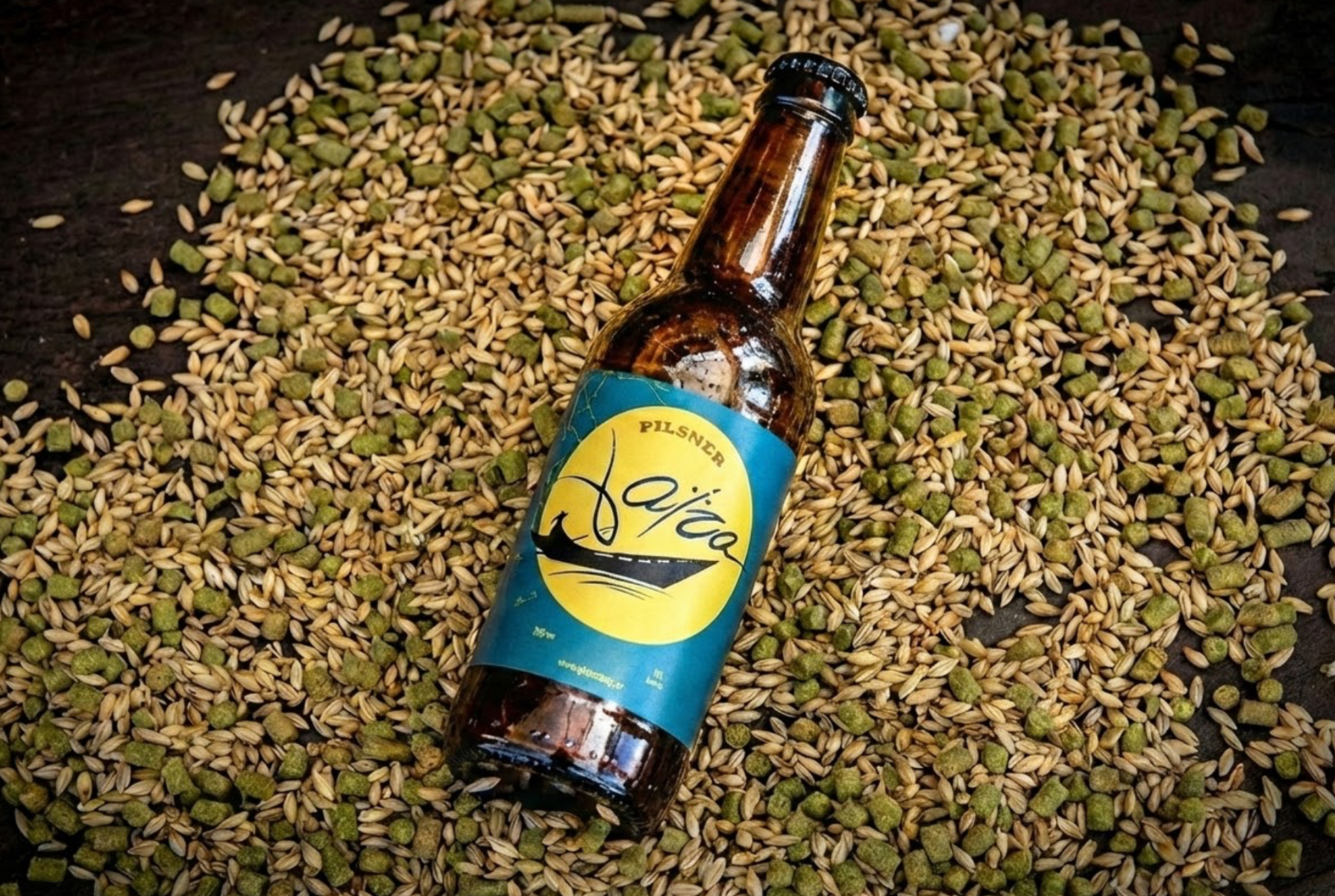ΓΑΪΤΑ Pilsner με κριθάρι και λυκίσκο